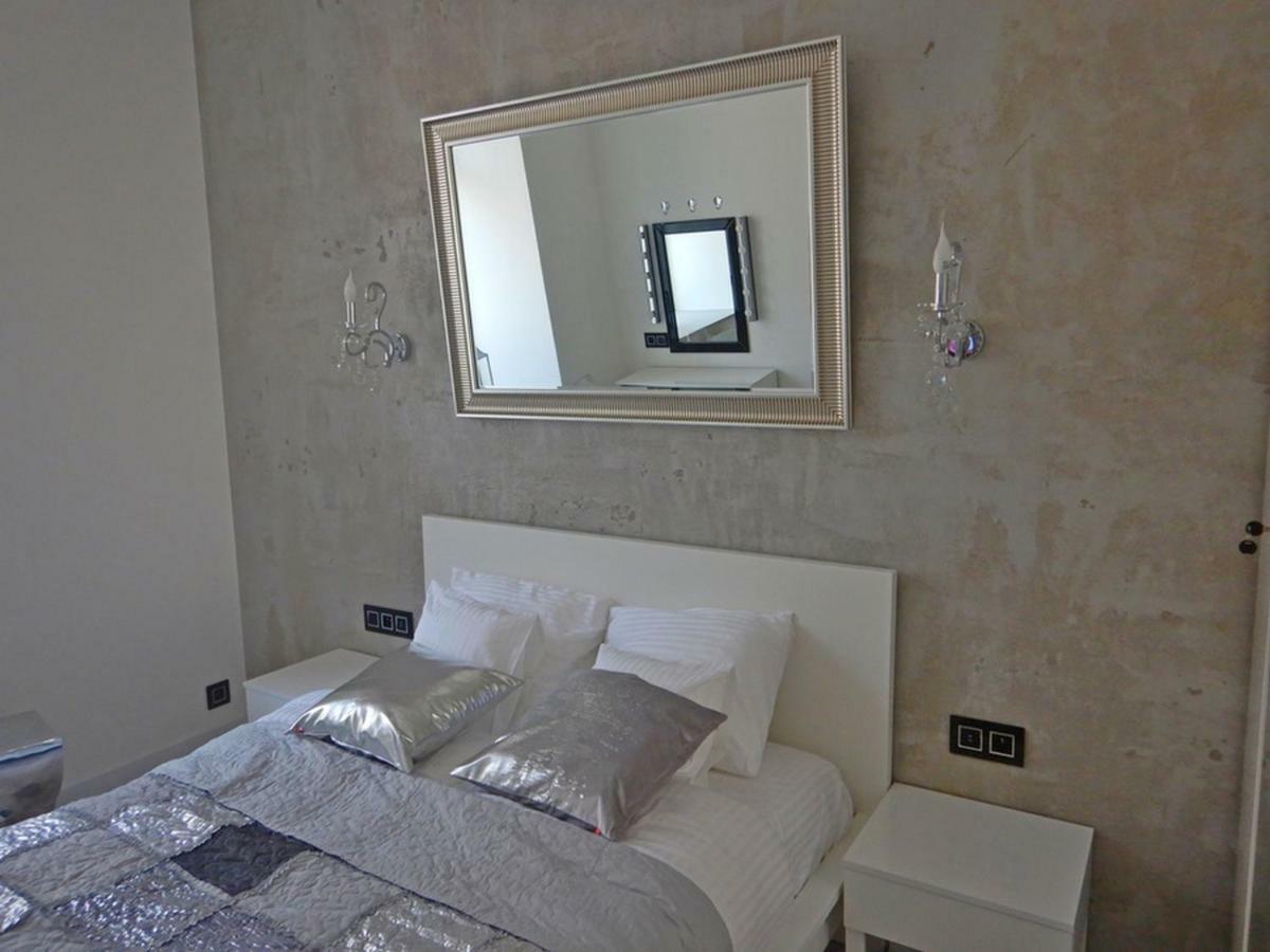 Apartment Centrum Z Wanna Dwuosobowa Piotrkow Trybunalski
