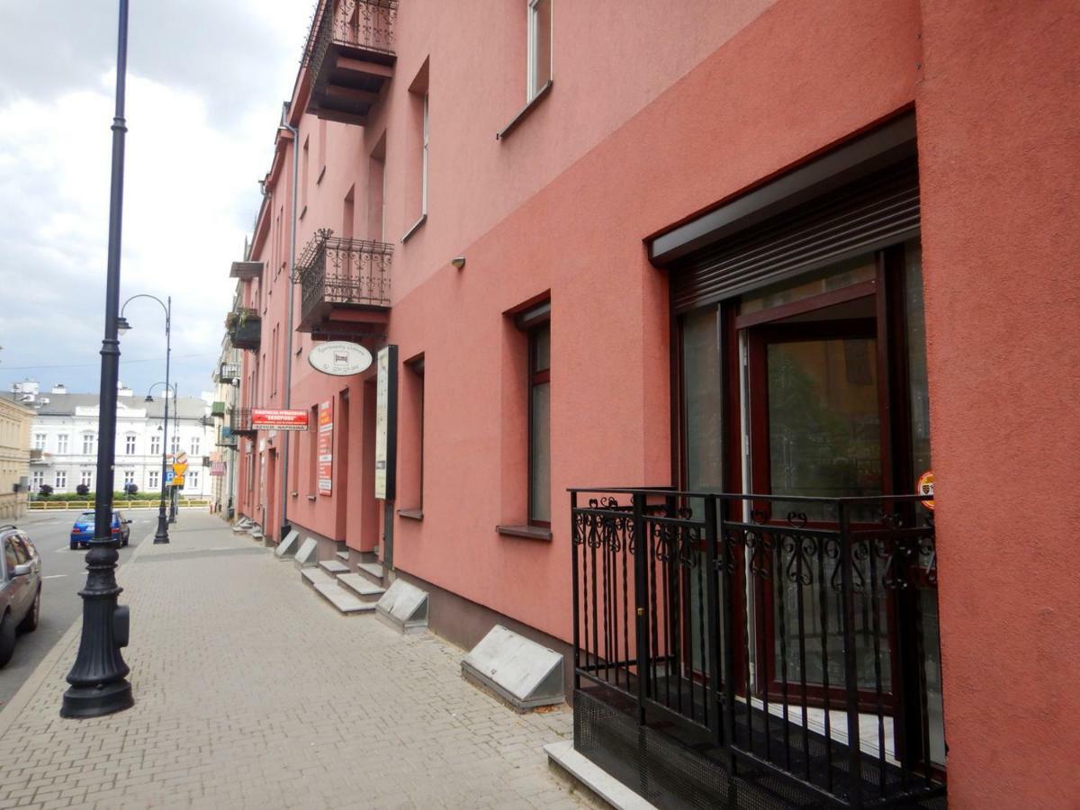 Centrum Z Wanna Dwuosobowa Apartment Piotrkow Trybunalski